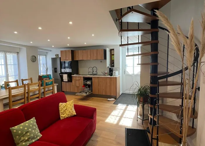 La Cour Saint Nicolas * ברפלר